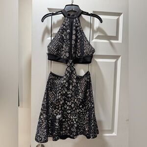 EXPRESS dress size S (fits more like M)